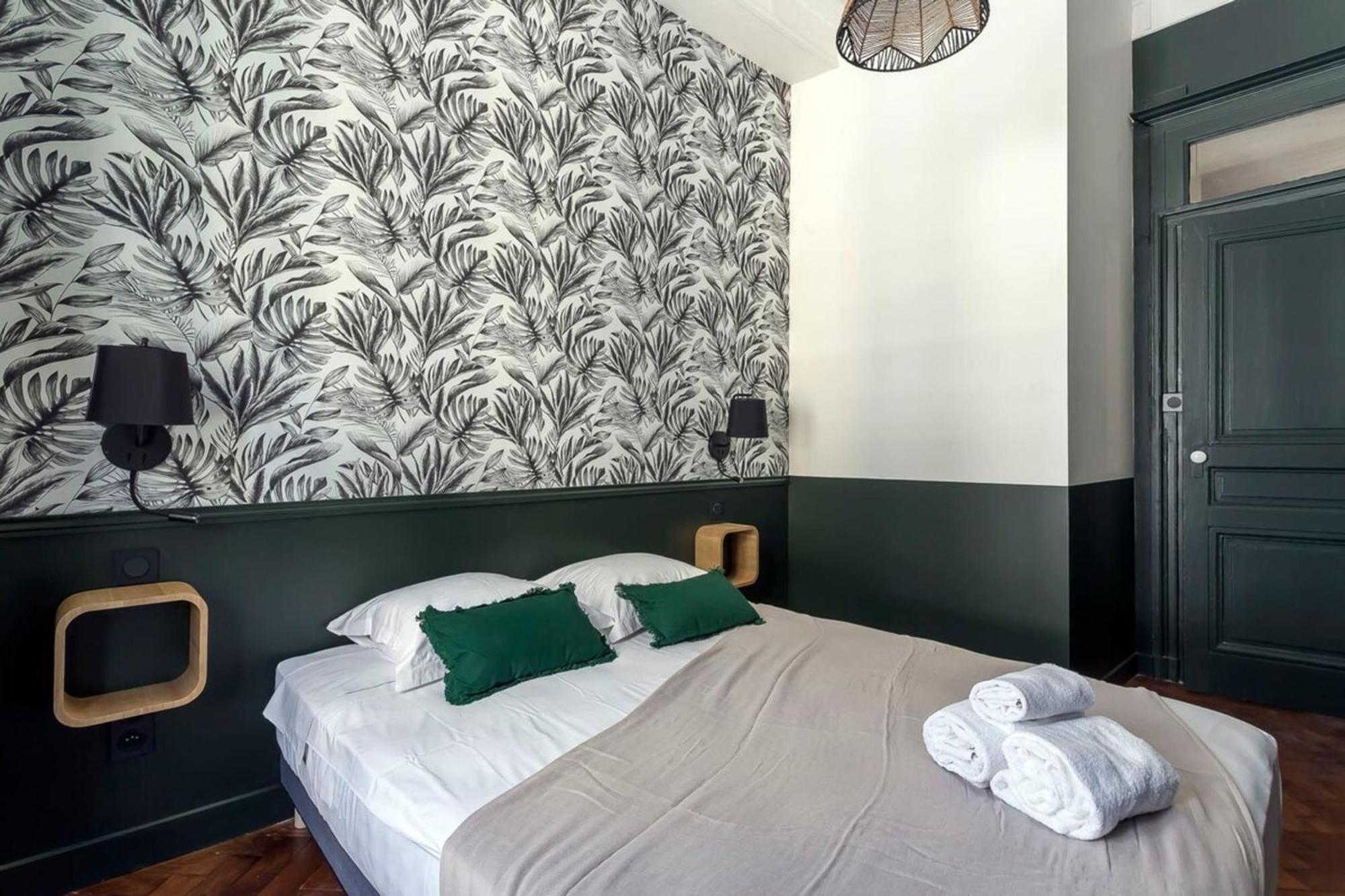 Hamac Suites Jacobins Le méritant 4 personnes Lyon Exterior foto